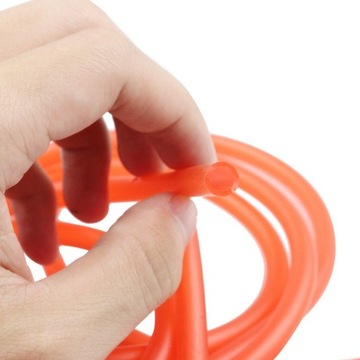 Шланг топливопроводный силиконовый, цвет 5-6 мм.