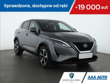 Nissan Qashqai III Crossover Facelifting 1.3 DIG-T MHEV 158KM 2025 Nissan Qashqai 1.3 DIG-T MHEV, 1. Właściciel