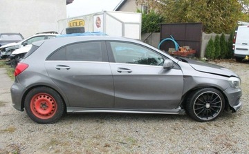 Mercedes Klasa A W176 Hatchback 5d 2.1 220 CDI BlueEFFICIENCY 170KM 2015 Mercedes-Benz Klasa A 2.1 Diesel 170KM, zdjęcie 7