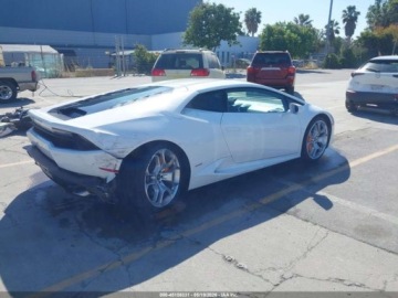Lamborghini Huracan 2015 Lamborghini Huracan Lp610-4 2015 5.2 Benzyna 602KM, zdjęcie 4