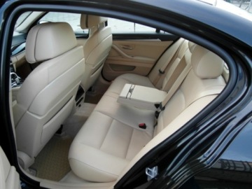 BMW Seria 5 F10-F11 Limuzyna 520d 184KM 2013 BMW Seria 5 Xenon Skora Navi Profesjonal Dociagi Head-Up 2.0 Diesel 184KM, zdjęcie 21