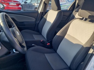Toyota Yaris III Hatchback 5d Facelifting 2017 1.5 Dual VVT-iE 111KM 2019 Toyota Yaris 1,5-Dual-VVT-iE III (2011-2019) Toyot, zdjęcie 13