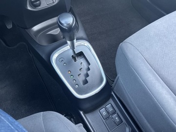 Toyota Yaris III Hatchback 5d Facelifting 2017 1.5 Hybrid 100KM 2019 Toyota Yaris Hybrid 100 Active III (2011-2019) Toy, zdjęcie 16