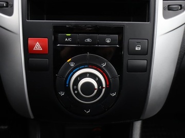 Kia Venga Mikrovan 1.4 DOHC CVVT 90KM 2011 Kia Venga 1.4 CVVT, Salon Polska, Serwis ASO, zdjęcie 11