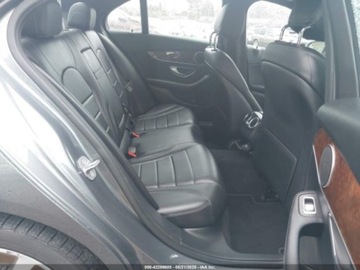 Mercedes Klasa C W205 2018 Mercedes-Benz Klasa C 300 4Matic 2018 2.0l 2.0 Benzyna 241KM, zdjęcie 12