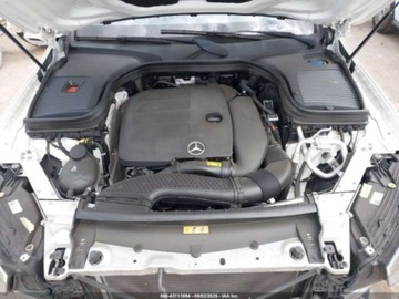 Mercedes GLC C253 2021 Mercedes-Benz GLC 300 2021 2.0l 2.0 Benzyna 255KM, zdjęcie 8
