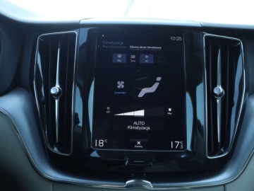 Volvo XC60 II 2019 Volvo XC60 B4 AWD, Salon Polska, 1. Właściciel, zdjęcie 15