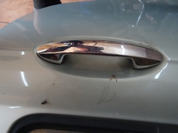 LYBRA 00' KLIKA DVEŘE LEVÝ ZADNÍ