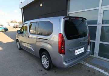 Toyota 2022 Toyota Proace City Verso 1.2 130KM Automat Business Line 7 osobowy 1.2, zdjęcie 9