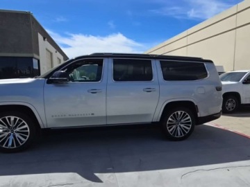 Jeep Wagoneer II 2024 Jeep Grand Wagoneer L Series III 2024 3.0 Benzyna 510KM, zdjęcie 4