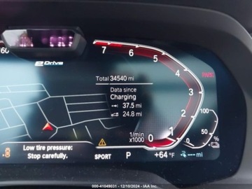 BMW X5 G05 2023 BMW X5 2023 BMW X5 PHEV XDRIVE45E 3.0 Benzyna 282KM, zdjęcie 13