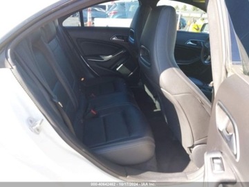Mercedes CLA C117 2017 Mercedes-Benz CLA 2017 MERCEDES-BENZ CLA 250 2.0 Benzyna 208KM, zdjęcie 8