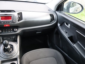 Kia Sportage III SUV 1.6 GDI 135KM 2010 Kia Sportage 1.6 GDI, Klima, Parktronic, zdjęcie 7