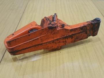 HUSQVARNA 242 КОРПУС ГАЗОВОЙ РУЧКИ РУЧКА БАКА