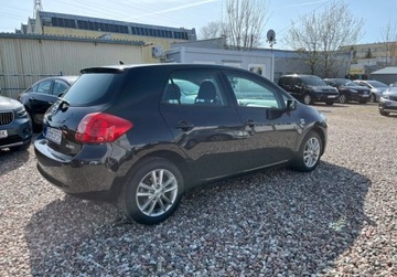 Toyota Auris I Hatchback 1.6 Valvematic 132KM 2010 Toyota Auris, zdjęcie 4