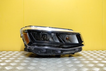 VW TAOS 2022- REFLEKTOR LAMPA FULL LED PRAWA USA