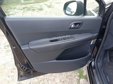 Peugeot 3008 I Crossover 1.6 HDi FAP 115KM 2014 PEUGEOT 3008 1.6 HDi 114 KM, zdjęcie 10