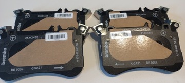 KLOCKI HAMULCOWE PRZÓD MERCEDES CLA 45 C117 X117 AMG A0084203220
