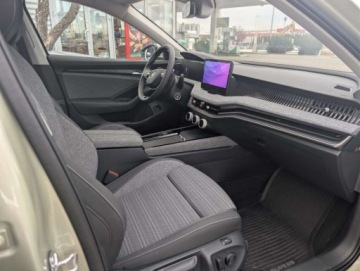 Skoda Superb III Kombi Facelifting 1.5 TSI 150KM 2024 Skoda Superb 1.5 Hybryda Plug-in 204KM, zdjęcie 4