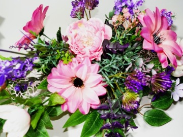 ПЛАТЬЕ на могилу + БУКЕТ цветов кладбищенская прочная композиция комплект