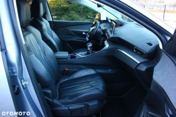 Peugeot 3008 II Crossover 1.5 BlueHDI 130KM 2018 Peugeot 3008 Peugeot 3008 1.5 BlueHDi Allure SampS 1.5 Diesel 130KM, zdjęcie 38