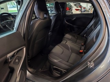 Volvo V40 II Hatchback Facelifting 2.0 D2 120KM 2019 Volvo V40 2.0, 120 KM, Automat, Nawi, Kamera,, zdjęcie 7