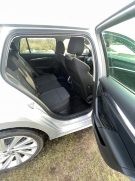 Skoda Octavia IV Scout 1.5 TSI ACT 150KM 2022 Skoda Octavia IV 1,5 benzyna 2022 r kombi, zdjęcie 10