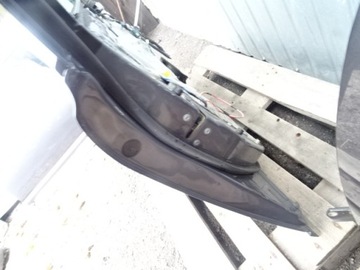 AVENSIS T25 DVEŘE LEVÝ PŘEDNÍ CHRÓM