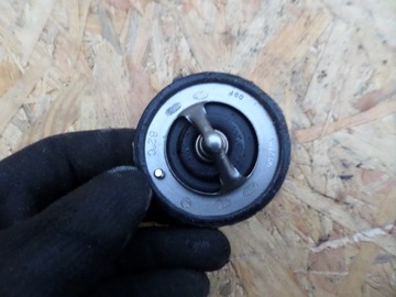 Водяной термостат Auris 82C Toyota Yaris 3 1.4 D4D