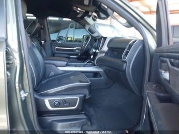  RAM 1500 2021r., Laramie, od ubezpieczalni 5.7 Benzyna 395KM, zdjęcie 8