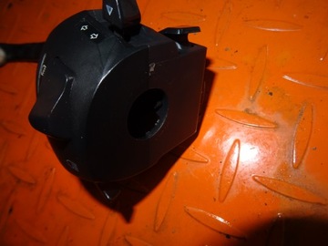 KTM Duke 125 12r левый переключатель поворотов, отличное состояние