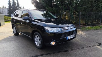 Mitsubishi Outlander III 2013 Mitsubishi Outlander 2.3 DID Intense+ 4WD 2013r, zdjęcie 12