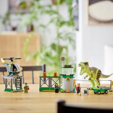 LEGO JURASSIC WORLD UCIECZKA TYRANOZAURA