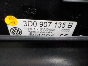 LAMPA POLSTROVÁNÍ VOLKSWAGEN OE 3D0907135B