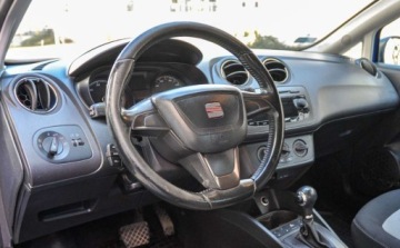 Seat Ibiza IV Hatchback 5d 1.2 TSI 105KM 2012 Seat Ibiza 1.2TSI (105KM) 2012 r. Automat Lift 1.2 Benzyna 105KM, zdjęcie 8