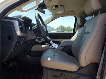 Ford Expedition III 2024 Ford Expedition 2024, 3.5L, 4x4, XLT, po gradobiciu 3.5 Benzyna 380KM, zdjęcie 7