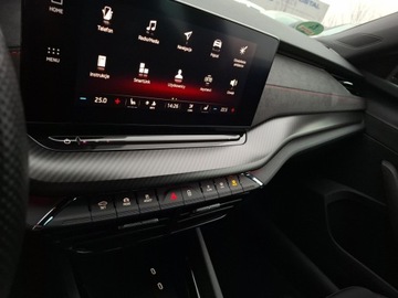 Skoda Octavia IV RS Kombi 2.0 TDI SCR 200KM 2022 Skoda Octavia RS, 2.0 TDI / 200KM, DSG, LED Matrix, zdjęcie 20