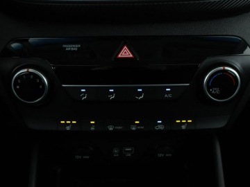 Hyundai Tucson III SUV Facelifting 1.6 GDi 132KM 2019 Hyundai Tucson grzane fotele PDC tempomat hak, zdjęcie 24