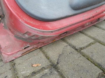 КОМПЛЕКТ ЗАДНЕЙ ПРАВОЙ ДВЕРИ. РЕНО МЕГАНЕ И СЕДАН