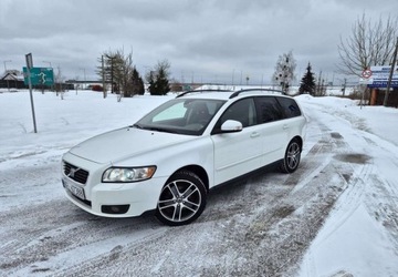 Volvo V50 1.6 DRIVe 109KM 2009 Volvo V50 Volvo V50 1.6D DRIVe Kinetic 1.6 Diesel 109KM, zdjęcie 9