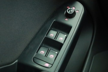 Audi A4 B8 Avant 2.0 TDI 143KM 2009 Audi A4 2.0 TDI, Automat, Klima, Klimatronic, zdjęcie 18