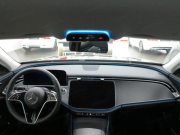 Mercedes Klasa E W214 Sedan 2.0 220d 197KM 2025 E Klasa 220 d 4-Matic Avantgarde 2.0 (197KM) 2025, zdjęcie 8