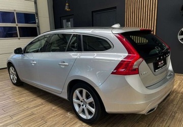 Volvo V60 I Kombi Facelifting 2.0 D4 DRIVE-E 190KM 2016 Volvo V60 D4 190KM BEZWYPADKOWY automat gwarancja 2.0 Diesel, zdjęcie 9