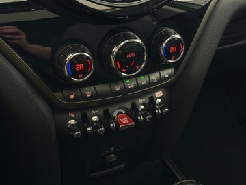Mini Countryman F60 Crossover Facelifting 1.5  136KM 2023 MINI Countryman Cooper Classic / Panorama / Kamera, zdjęcie 23