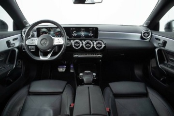 Mercedes CLA C118/X118 2019 Mercedes-Benz CLA 200 Shooting Brake AMG Line 79 000 KM Salon PL Autot, zdjęcie 24