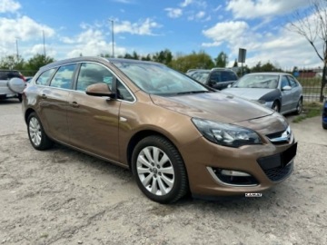 Opel Astra J Sports Tourer Facelifting 1.6 CDTI  136KM 2014 Opel Astra Opel Astra J Enjoy 1,6 Diesel 136KM Zamiana 1.6 Diesel 136KM, zdjęcie 3