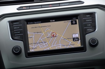 Volkswagen Passat B8 Variant 1.6 TDI BlueMotion SCR 120KM 2016 SUPER ZAREJESTROWAMY 1.6TDI 120KM SERWIS SKÓRA NAVI KAMERA 2xPARKTRONIK, zdjęcie 31