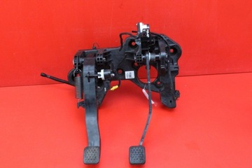 PEDAŁ PEDAŁY SPRZĘGŁO HAMULEC EU 42388890 OPEL KARL 14-19