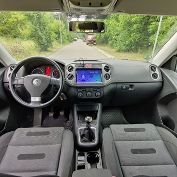 Volkswagen Tiguan I SUV 2.0 TDI CR DPF 140KM 2009 Volkswagen Tiguan 2.0 TDI 4x4 Xenon Android Hak Czujniki Parkowania 2.0, zdjęcie 19