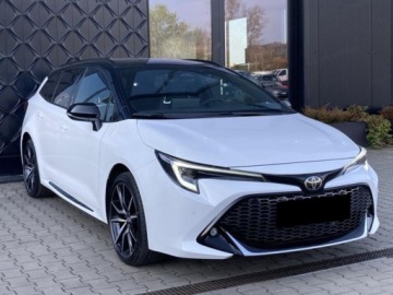Toyota Corolla XII TS Kombi Facelifting 1.8 Hybrid 140KM 2026 Od ręki - GR Sport 1.8 Hybrid 140KM | Podgrzewane fotele!, zdjęcie 1